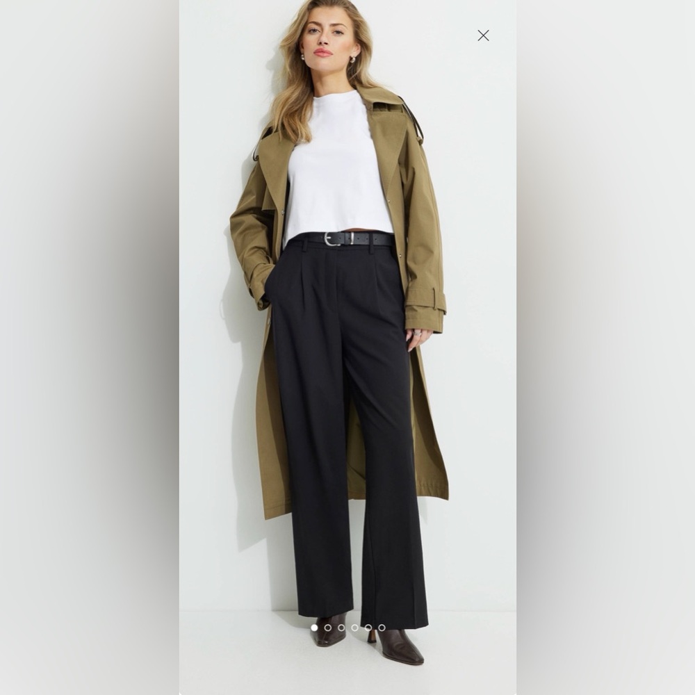 Dynamite Black Pleated Relaxed Straight Leg Pants
